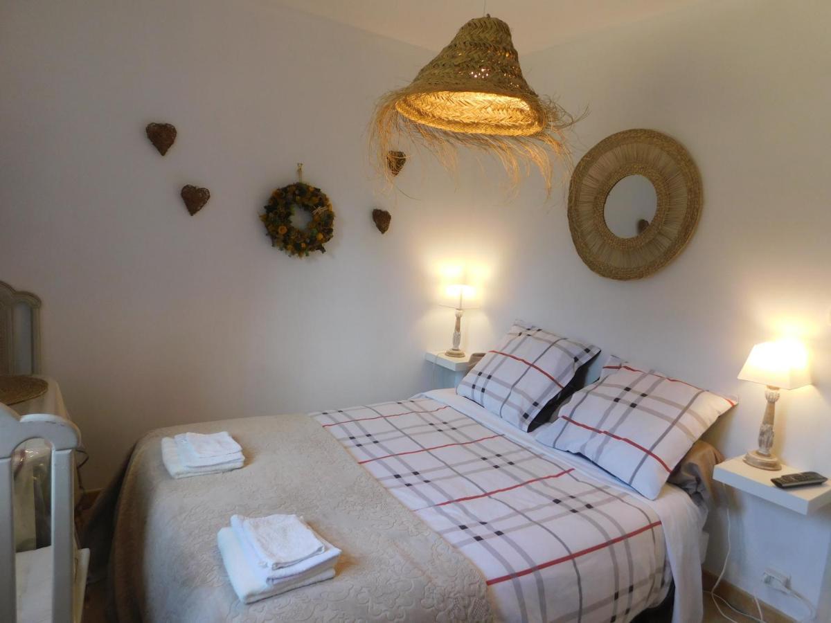 Chez Marie Bed and Breakfast Régusse Eksteriør billede